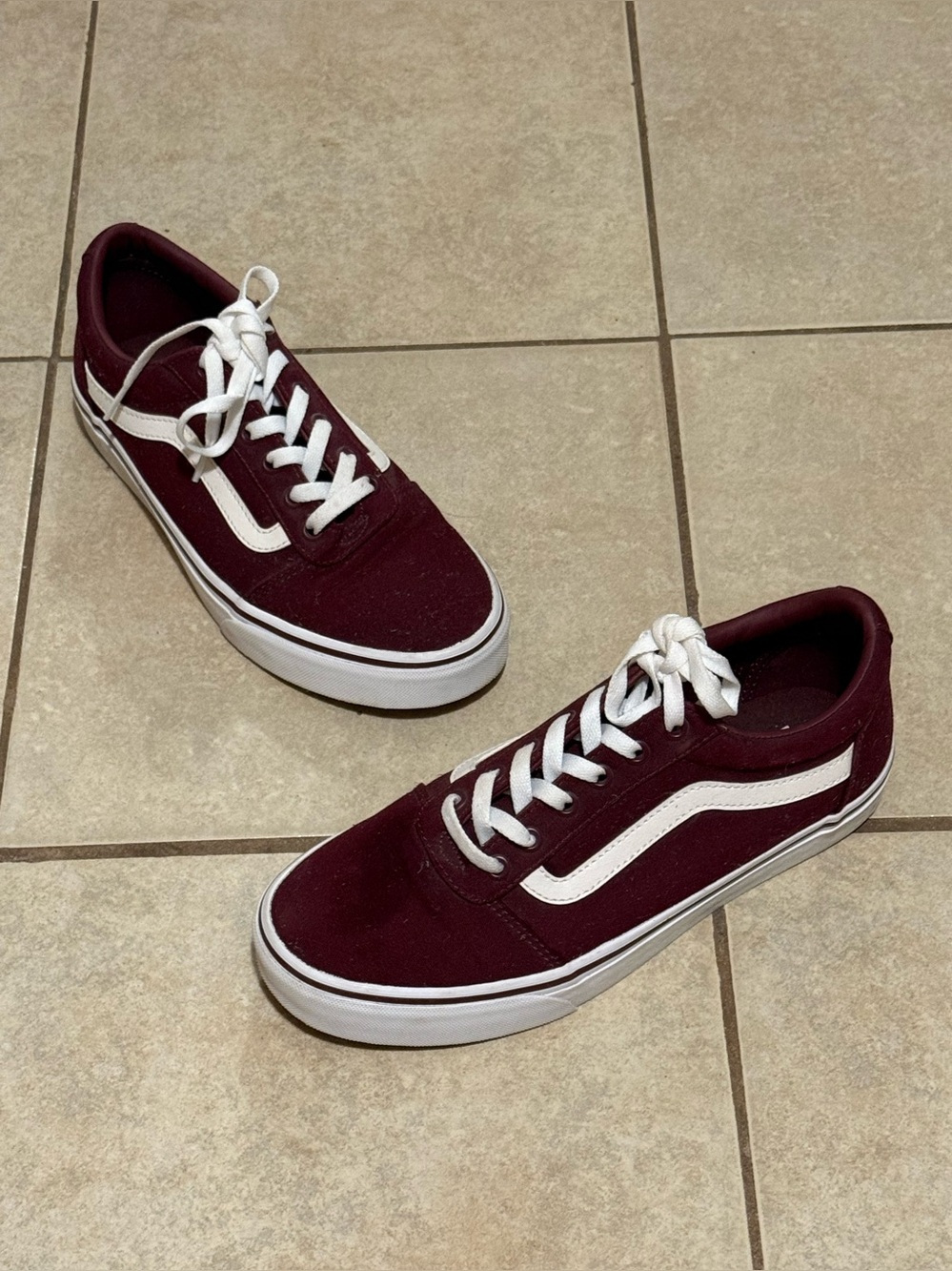 Vans Ward Low Women's Size 10 Burgundy Maroon Skate Shoes Brand New Without Box